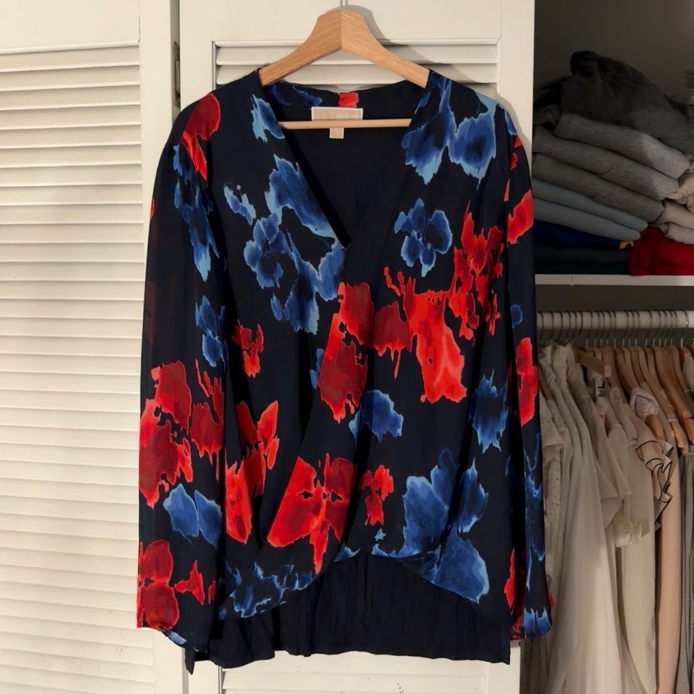MICHAEL Michael Kors Abstract Floral V-Neck Blouse | XL